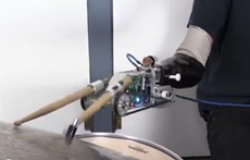 Robotic prosthesis turns drummer into a three-armed cyborg
